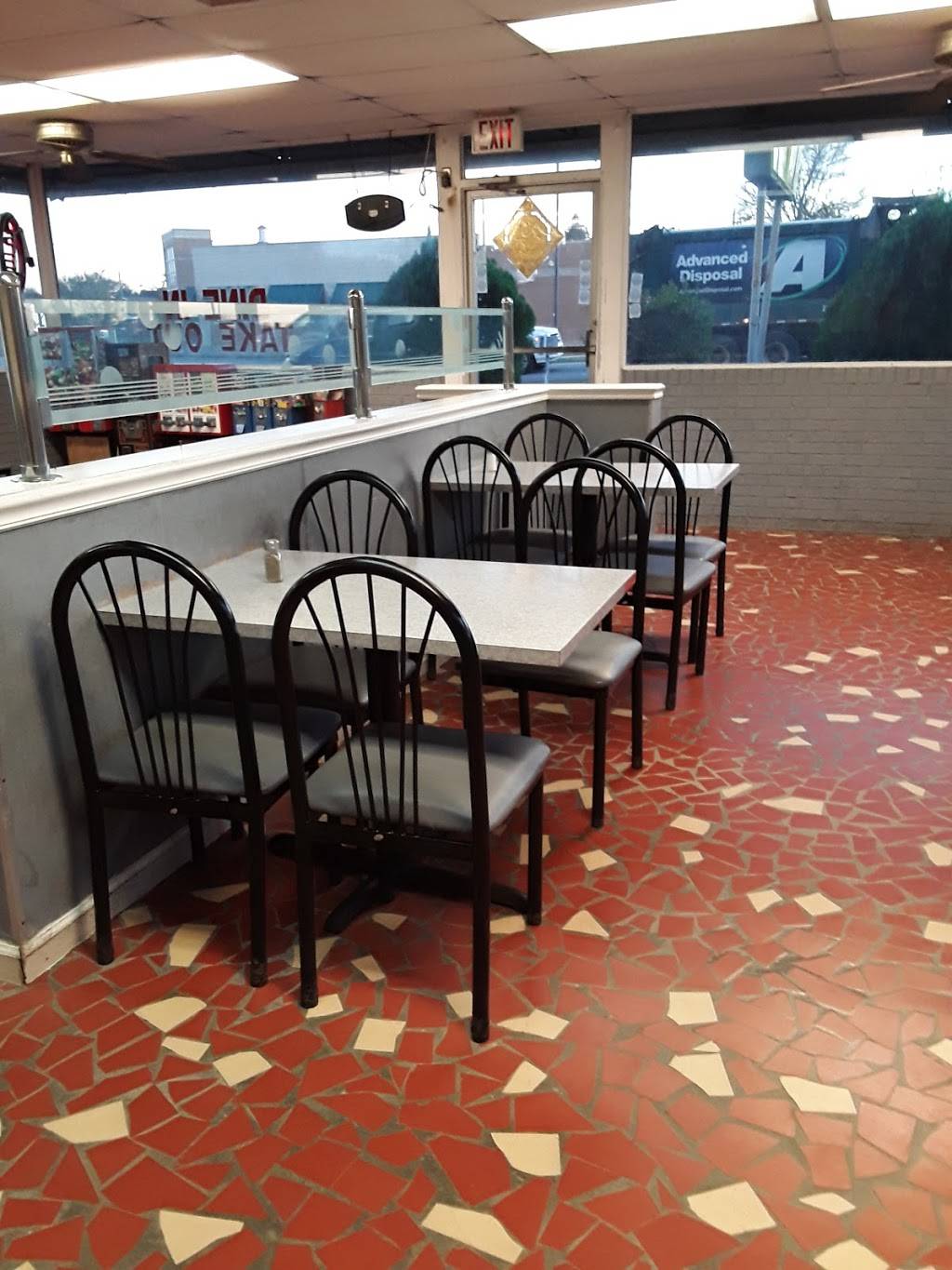 Hot Wok | restaurant | 105 E Franklin St, Sylvester, GA 31791, USA | 2297761196 OR +1 229-776-1196