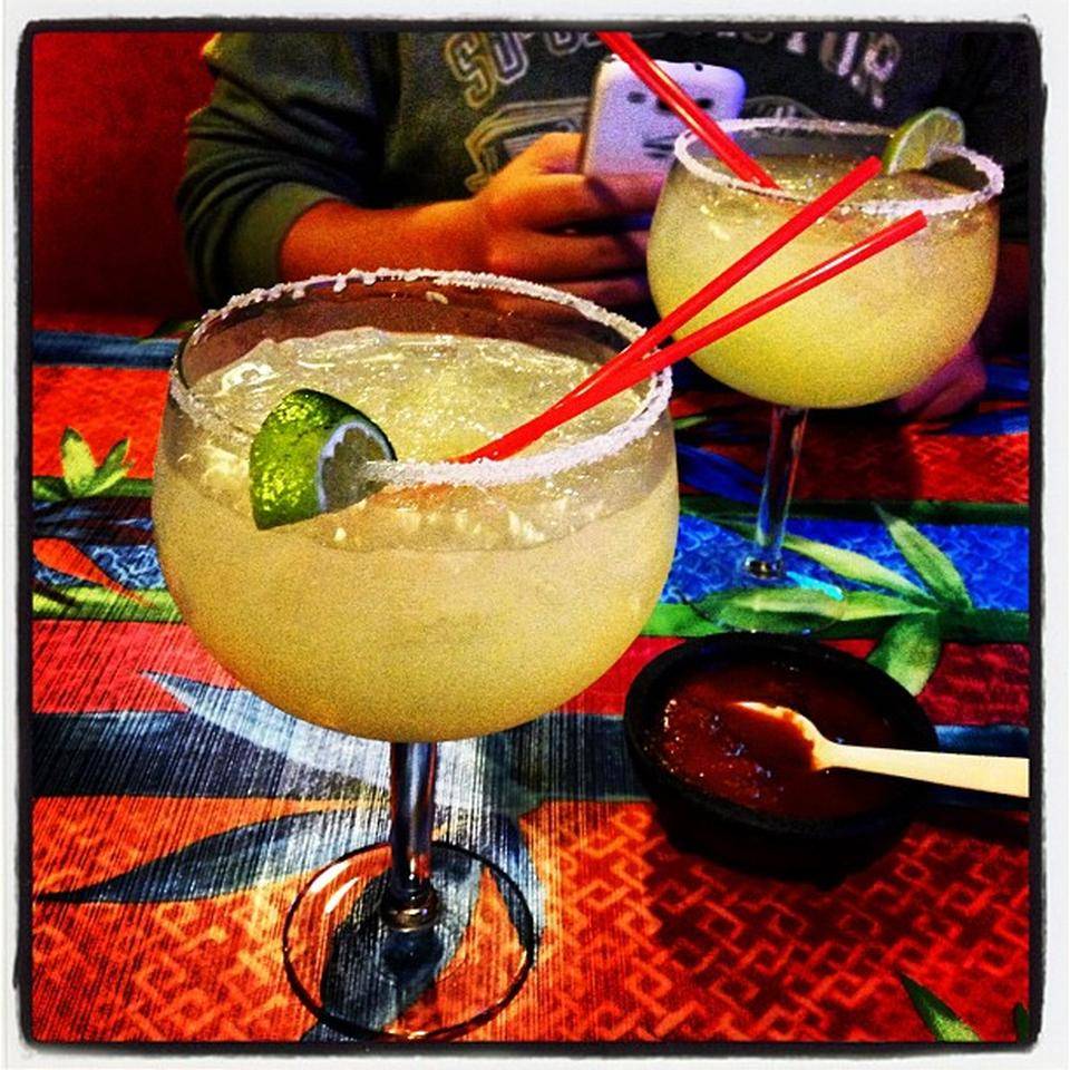 Puebla Restaurant & Taquería | restaurant | 2658 N Milwaukee Ave, Chicago, IL 60647, USA | 7732275499 OR +1 773-227-5499