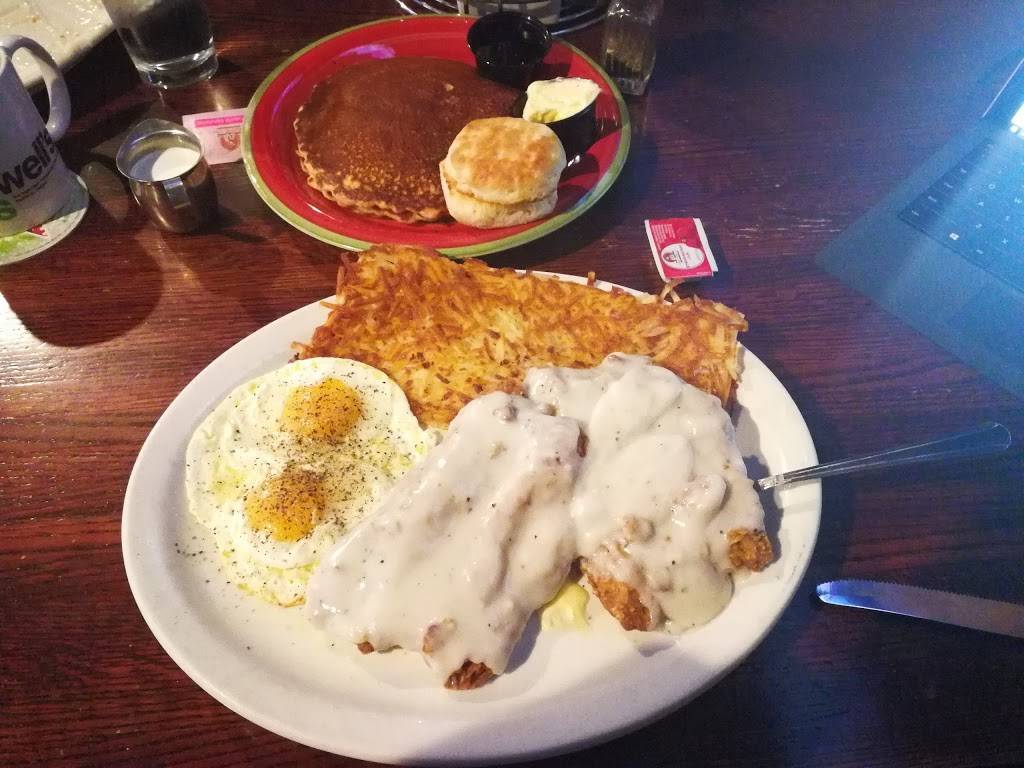 Boss Hawgs Bar N Grill | restaurant | 617 NE 102nd Ave, Portland, OR 97220, USA | 5032524647 OR +1 503-252-4647