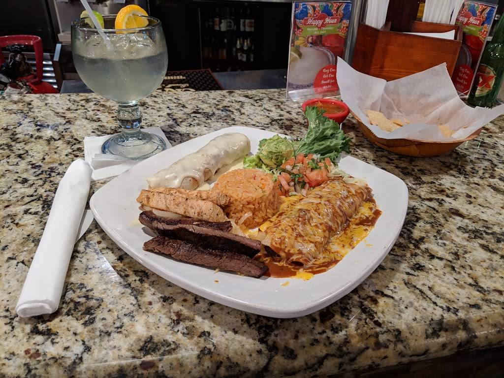 El Bosque Mexican Grill | restaurant | 2101 W Davis St, Conroe, TX 77304, USA | 9365393823 OR +1 936-539-3823