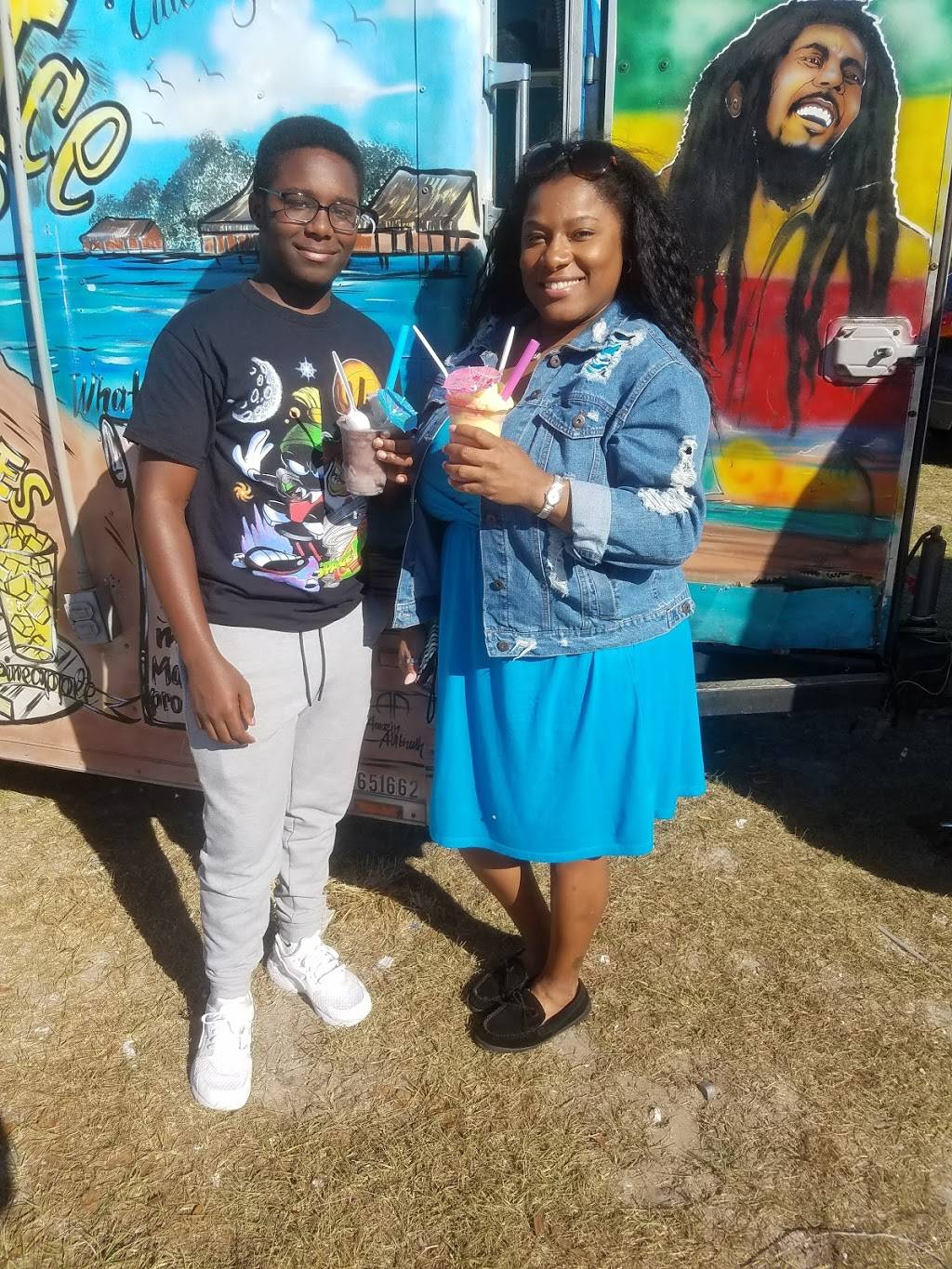 Island Dream Food Truck | restaurant | 8671 Lem Turner Rd, Jacksonville, FL 32208, USA | 9045378788 OR +1 904-537-8788