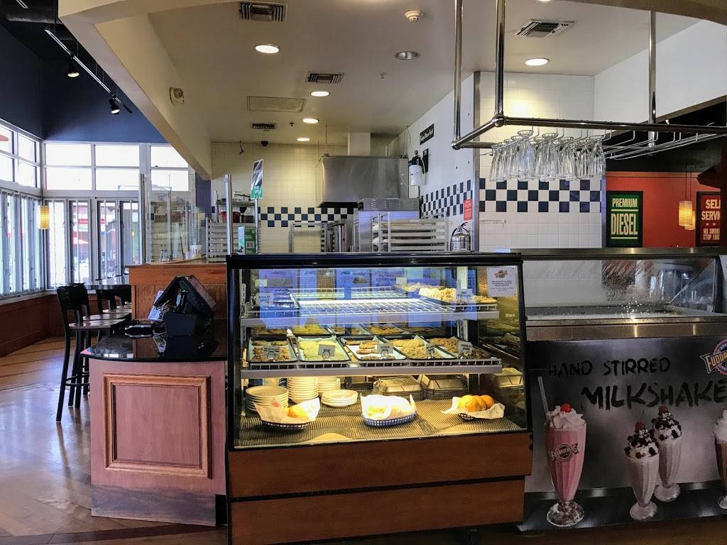 Fuddruckers | restaurant | 12535 S Apopka Vineland Rd, Orlando, FL 32836, USA | 4077781934 OR +1 407-778-1934