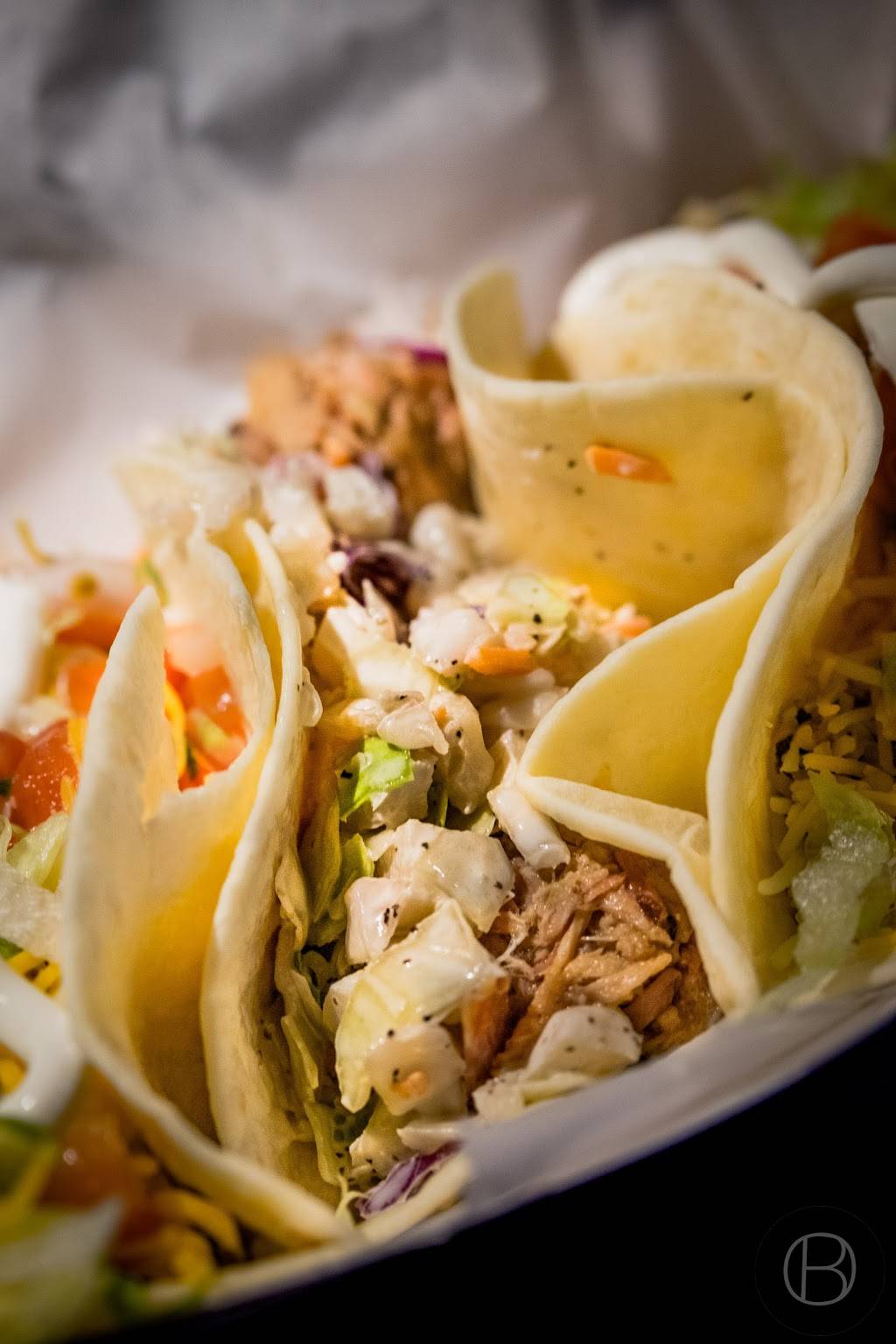 Stadium Tavern | restaurant | 802 S West St, Indianapolis, IN 46225, USA | 3173844355 OR +1 317-384-4355