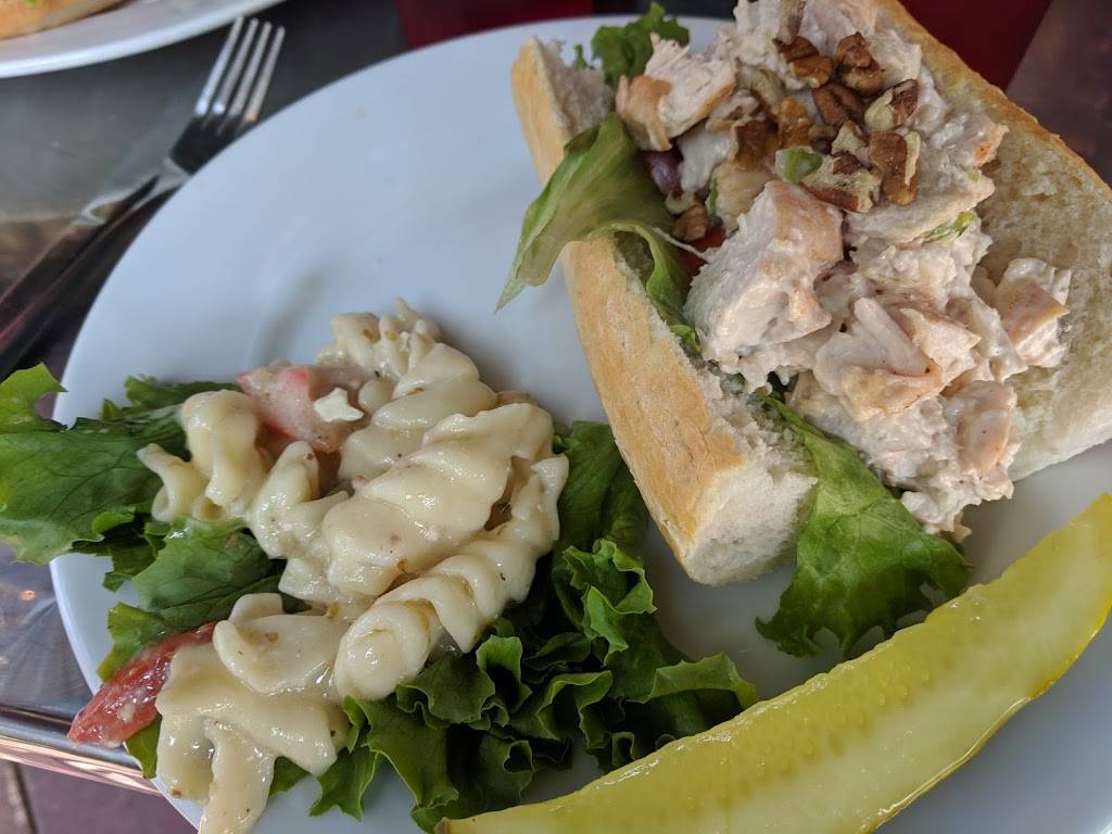 Café at City Market | restaurant | 230 W Saint Julian Street, Savannah, GA 31401, USA | 9122367133 OR +1 912-236-7133