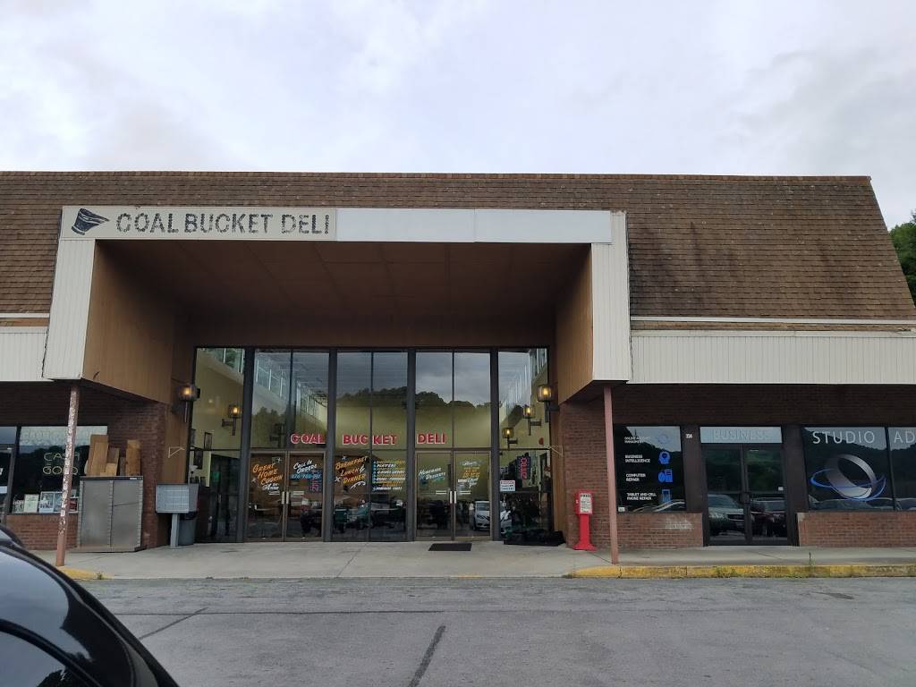 Coal Bucket Deli | restaurant | 100 Tazewell Mall Cir # 16, Tazewell, VA 24651, USA | 2769889111 OR +1 276-988-9111