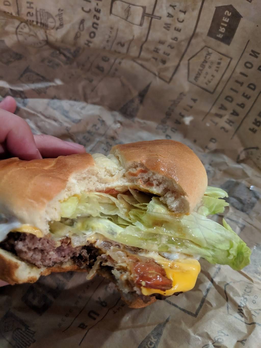 Wayback Burgers | restaurant | 505 E Tulare Ave, Tulare, CA 93274, USA | 5594675070 OR +1 559-467-5070