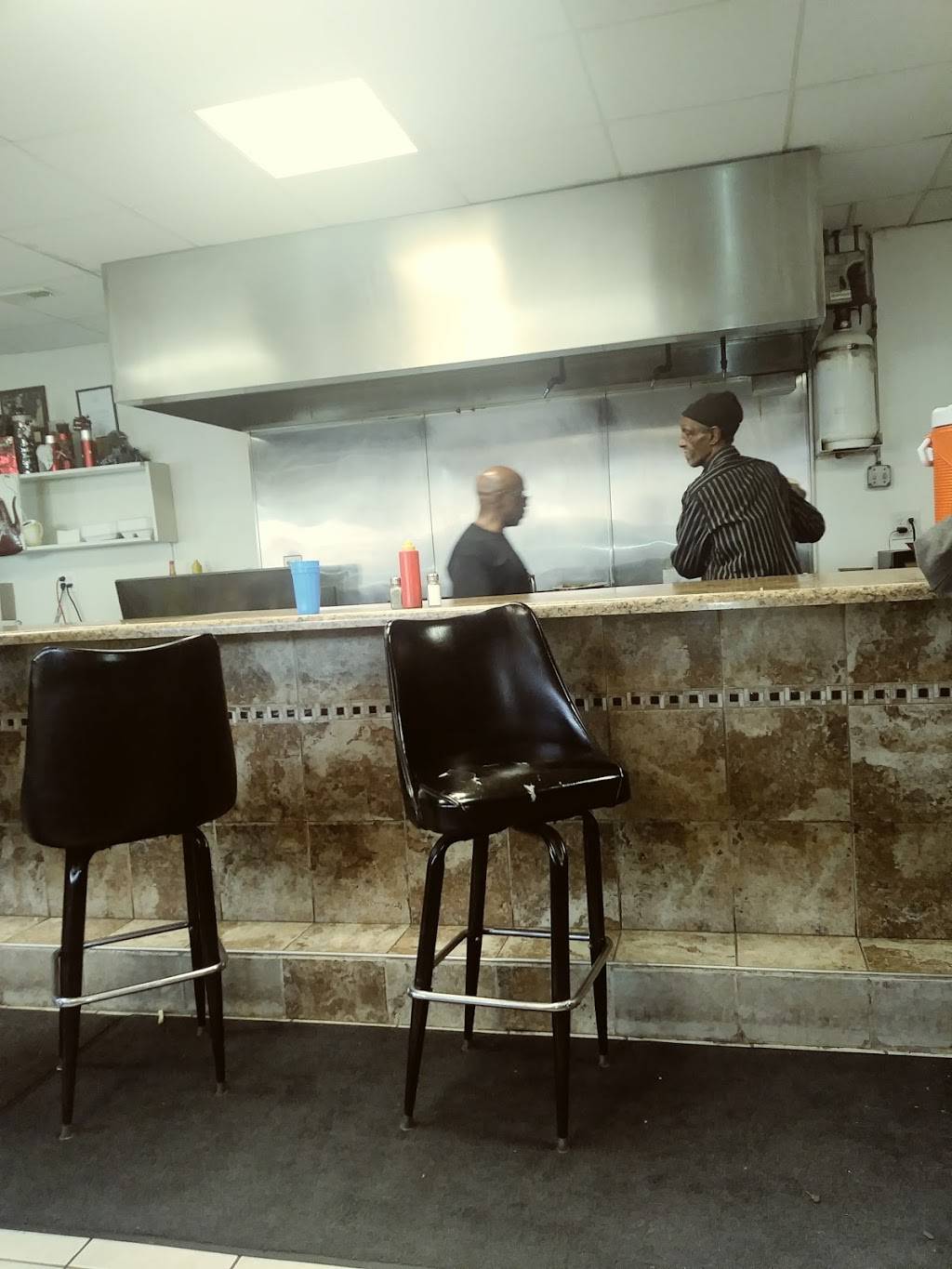 New Pine Valley Restaurant | restaurant | 1600 S Pulaski Rd, Chicago, IL 60623, USA | 7735225500 OR +1 773-522-5500