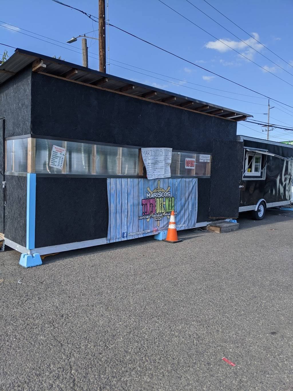 Mariscos Tinto del Mar | restaurant | 600 SE 146th Ave, Portland, OR 97233, USA | 5035160918 OR +1 503-516-0918