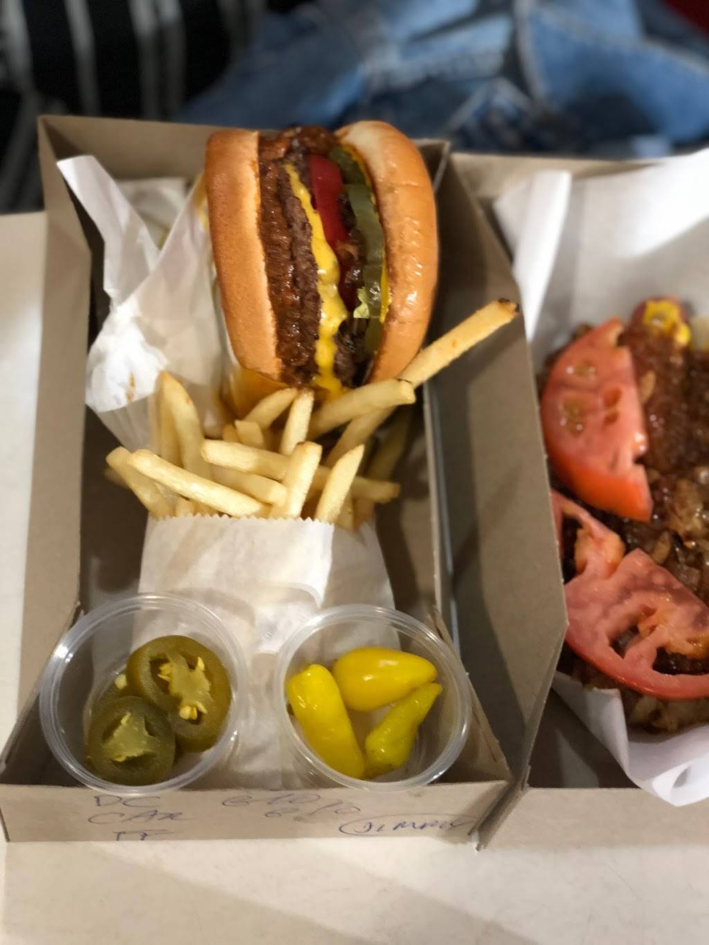 Carneys Restaurant | restaurant | 8351 Sunset Blvd, Los Angeles, CA 90069, USA | 3236548300 OR +1 323-654-8300