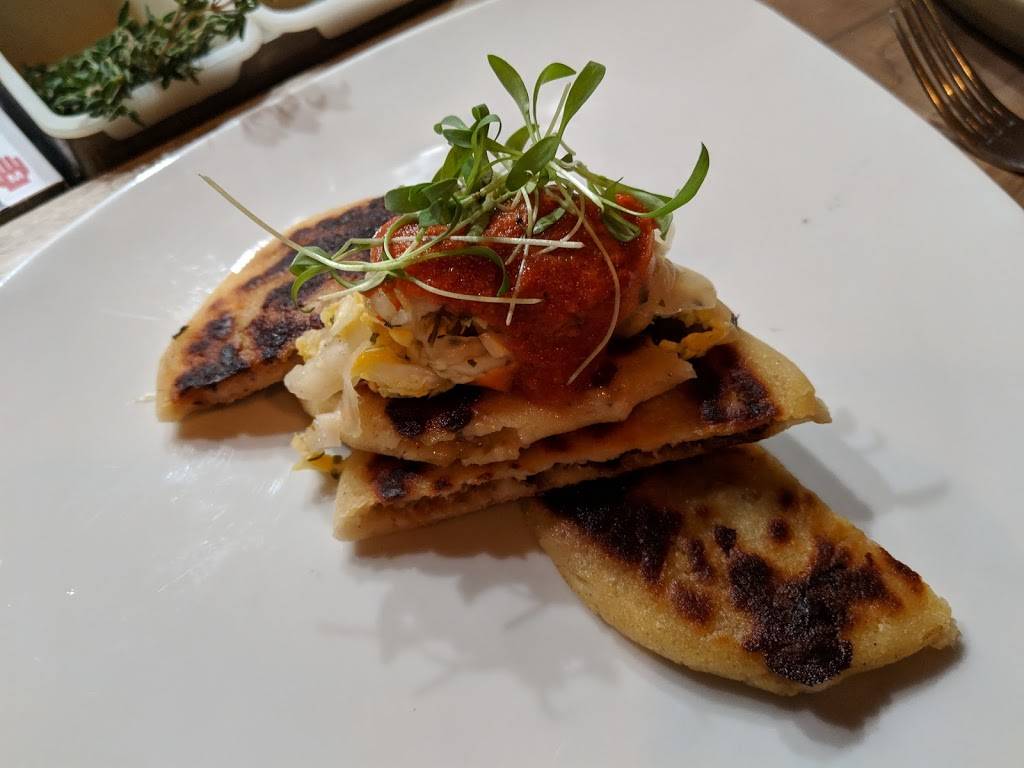 Guiso Latin Fusion | restaurant | 117 North St, Healdsburg, CA 95448, USA | 7074311302 OR +1 707-431-1302