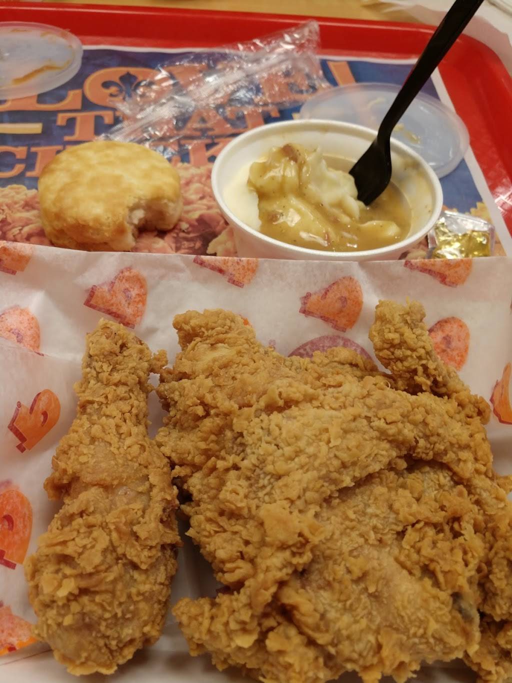 Popeyes Louisiana Kitchen | restaurant | 809 Highway 51 N, Covington, TN 38019, USA | 9014765631 OR +1 901-476-5631