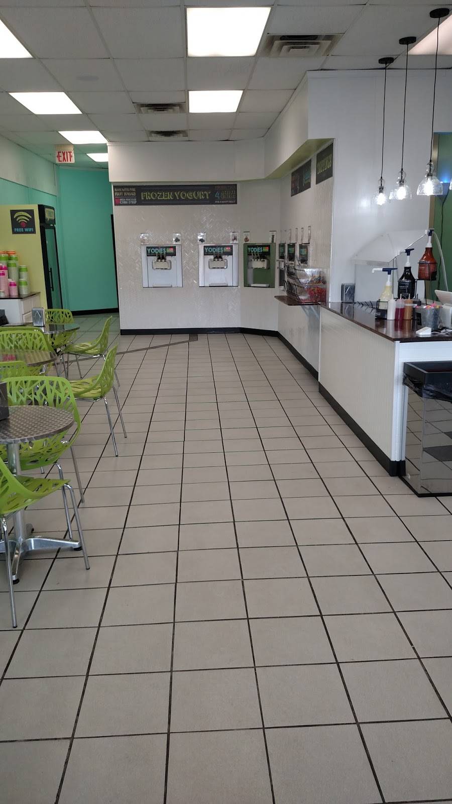 Yodies | restaurant | 2130 Park Rd, Connersville, IN 47331, USA | 7652222163 OR +1 765-222-2163