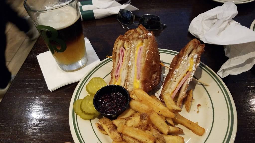 Bennigans | restaurant | 3955 W New Haven Ave, West Melbourne, FL 32904, USA | 3218029693 OR +1 321-802-9693