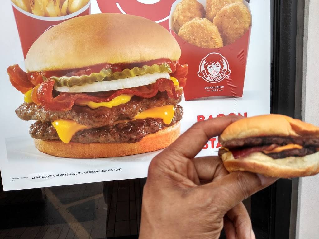 Wendys | restaurant | 6925 S Lindbergh Blvd, St. Louis, MO 63125, USA | 3148921239 OR +1 314-892-1239