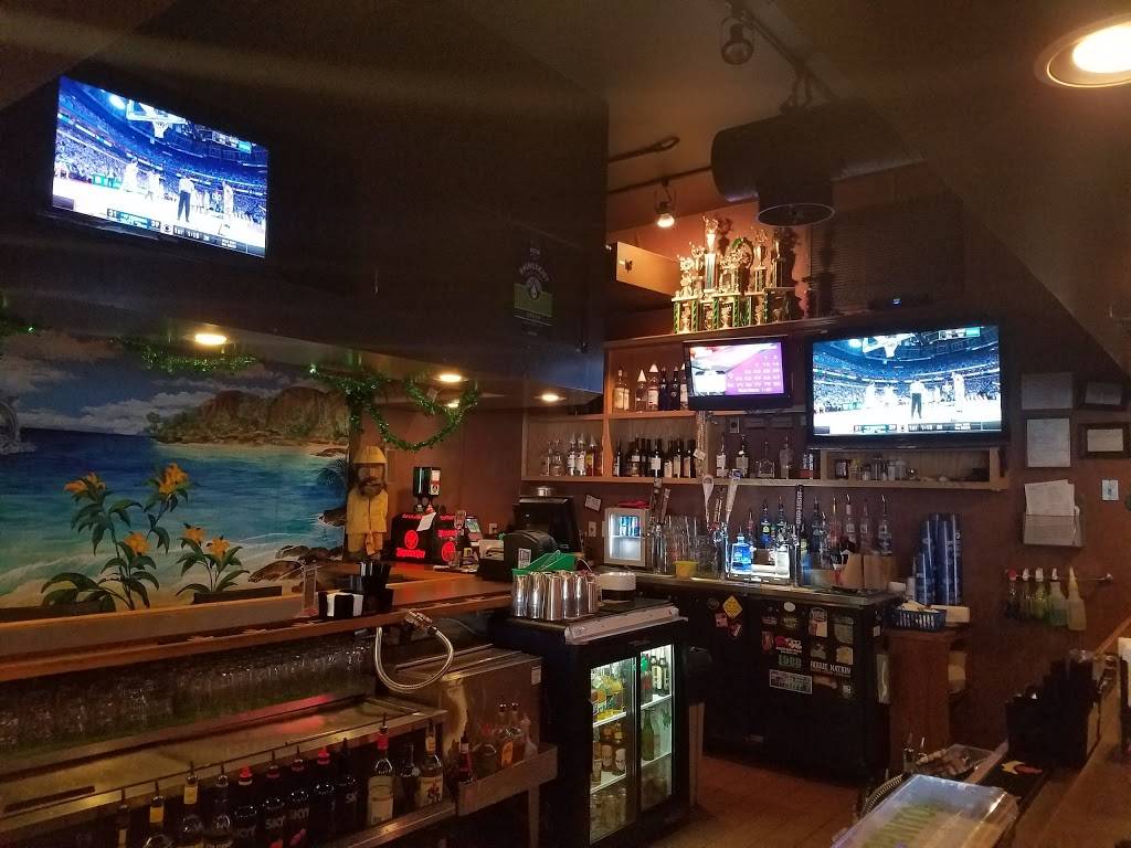 The Lazy Chameleon | restaurant | 4028 Presidential Pkwy, Powell, OH 43065, USA | 6147928393 OR +1 614-792-8393