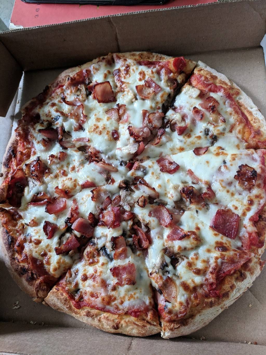 Luna Pizzeria Restaurant | restaurant | 365 Stewart Blvd, Brockville, ON K6V 4W9, Canada | 6133428333 OR +1 613-342-8333