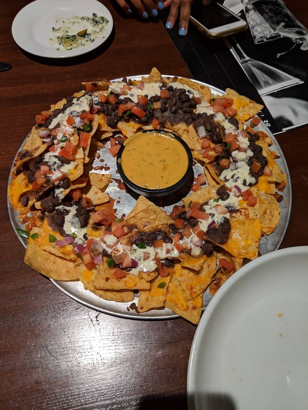 Bar Louie | night club | 675 U.S. Highway 1S Ste. 8, Iselin, NJ 08830, USA | 8482140010 OR +1 848-214-0010