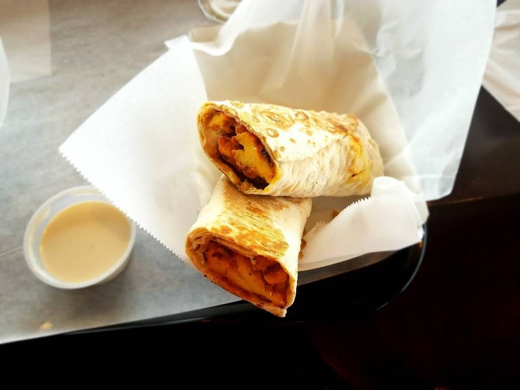 Shawarma House | restaurant | 17385 W Bluemound Rd, Brookfield, WI 53185, USA | 2629389300 OR +1 262-938-9300