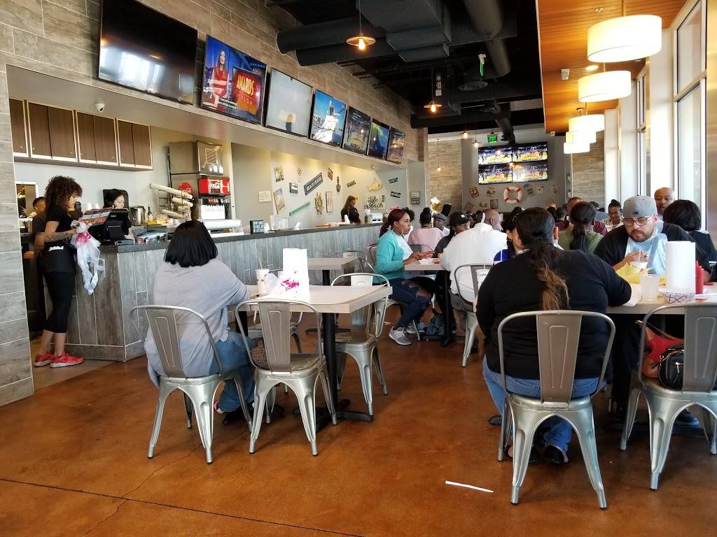 The Kickin Crab Los Angeles | restaurant | 3767 Santa Rosalia Dr, Los Angeles, CA 90008, USA | 3232948888 OR +1 323-294-8888