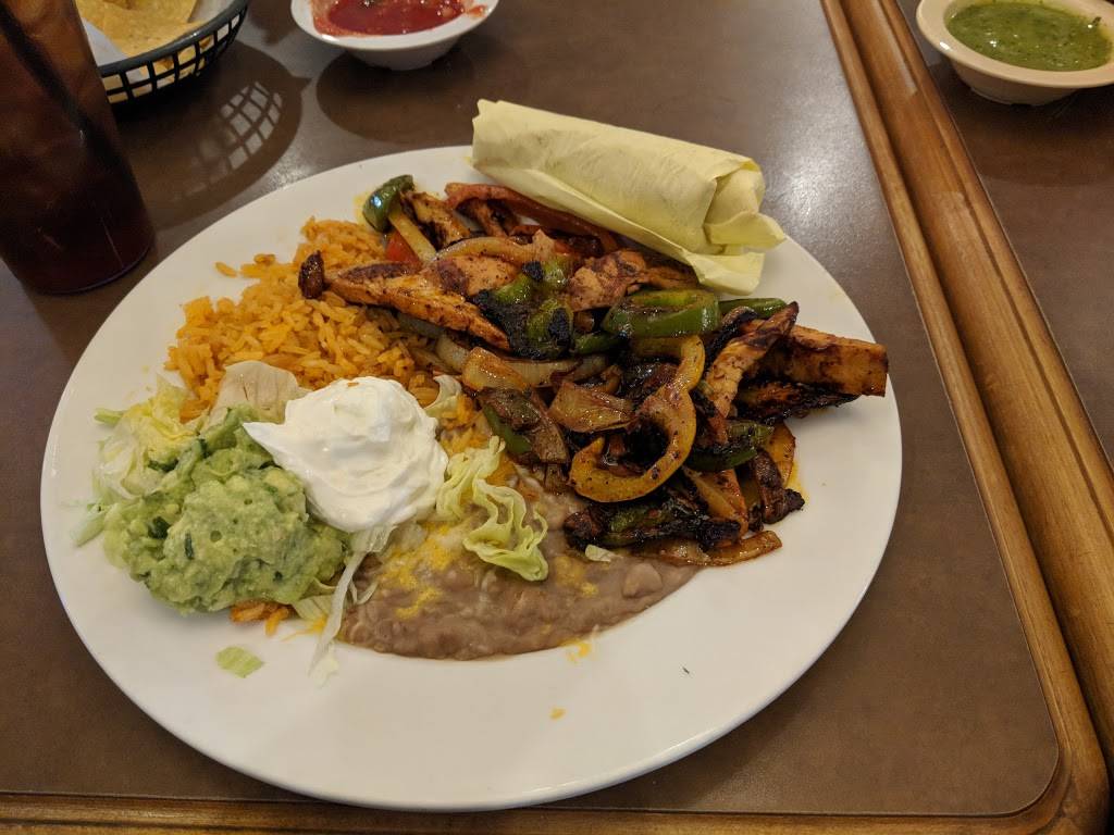 Cabo Grill & Cantina | restaurant | 301 N Brea Blvd, Brea, CA 92821, USA | 7145292540 OR +1 714-529-2540