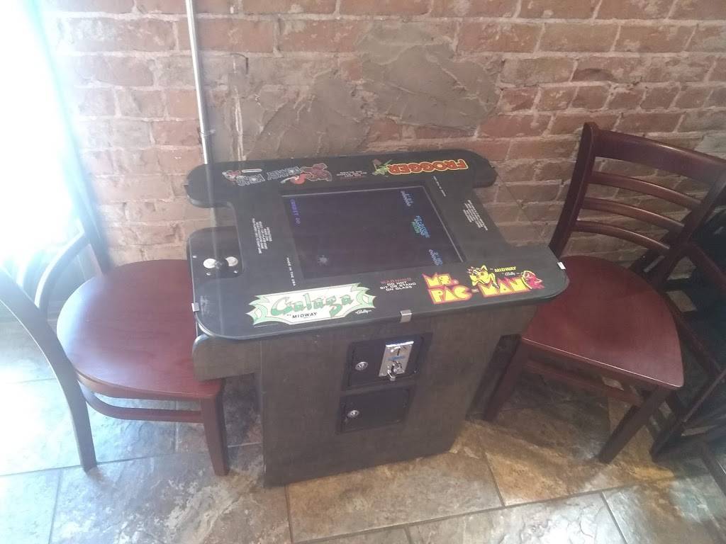 Barros Pizza | restaurant | 2601 N Central Ave, Phoenix, AZ 85004, USA | 6022740104 OR +1 602-274-0104