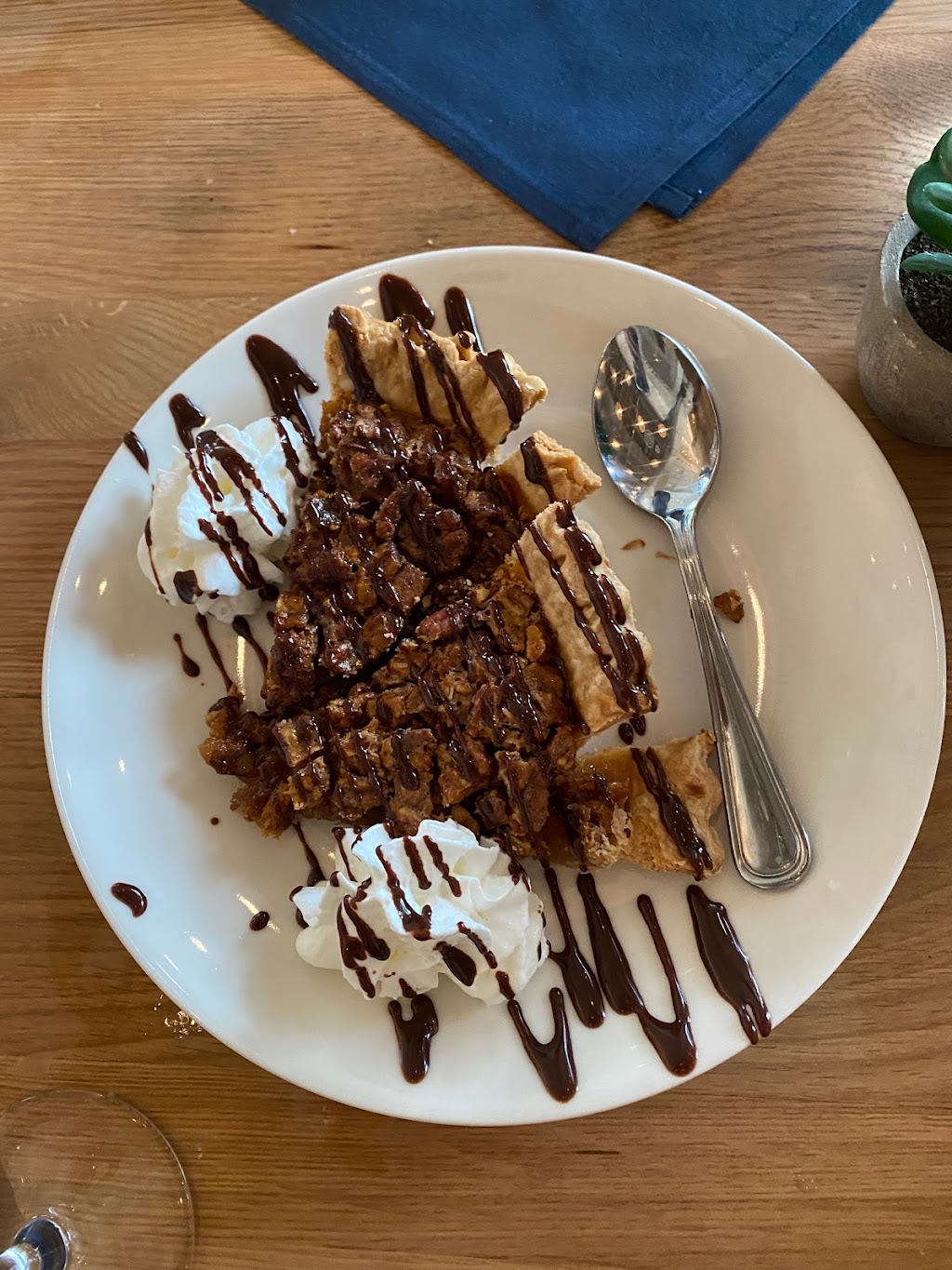 Tupelo Honey | restaurant | 511 N Broadway, Milwaukee, WI 53202, USA | 4142074604 OR +1 414-207-4604