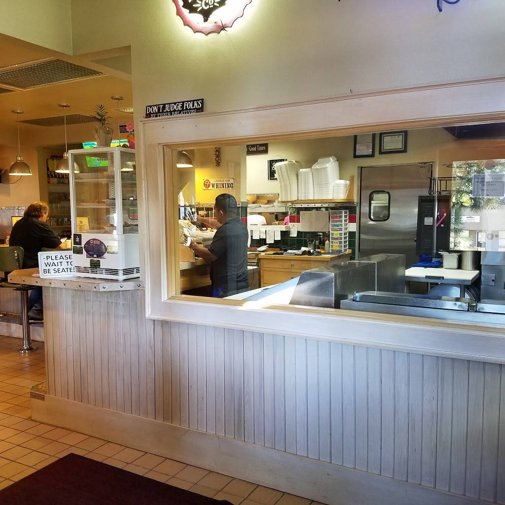 Catalinas Diner | restaurant | 273 E Kiowa Ave, Elizabeth, CO 80107, USA | 3036462700 OR +1 303-646-2700