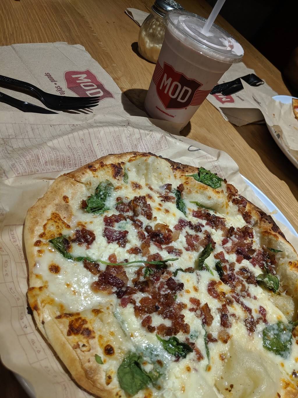 MOD Pizza | restaurant | 2204 General Booth Blvd, Virginia Beach, VA 23454, USA | 7579383025 OR +1 757-938-3025
