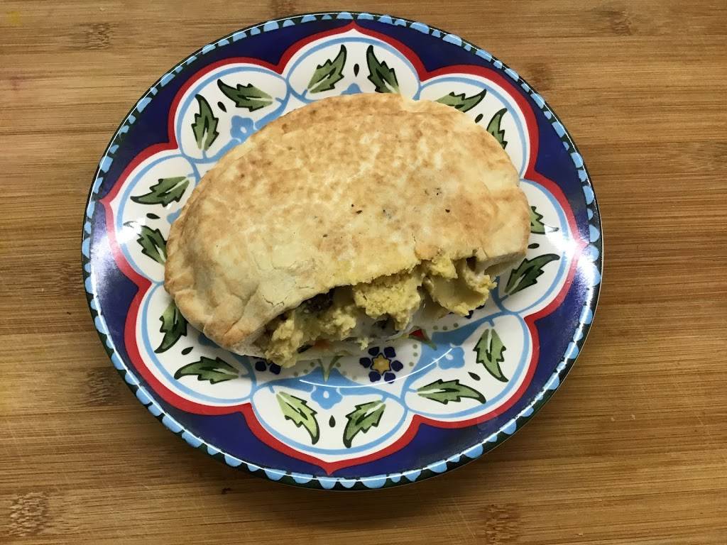 Earthy Gut | restaurant | 1115 Castlefield Ave, York, ON M6B 1E8, Canada | 6477703894 OR +1 647-770-3894