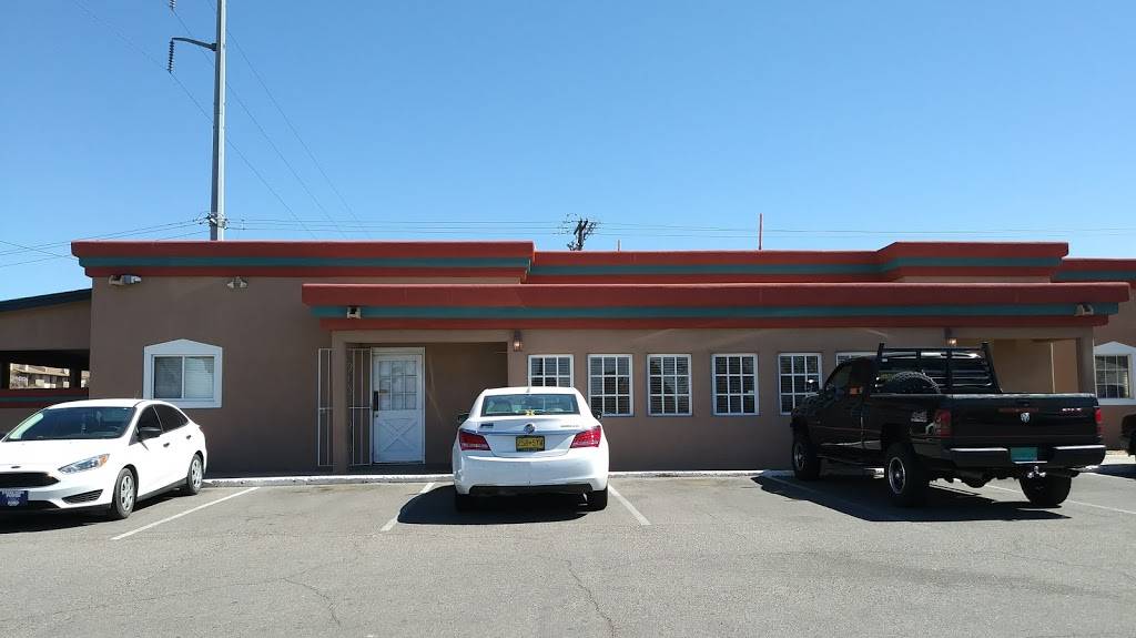 Fiestas Restaurant | night club | 4400 Carlisle Blvd NE, Albuquerque, NM 87107, USA | 5058810478 OR +1 505-881-0478