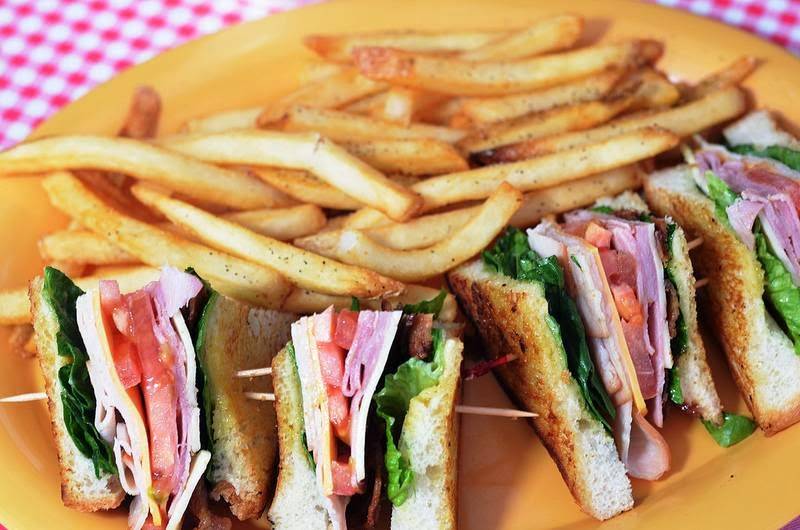 Chips Old Fashioned Hamburgers | restaurant | 6115 La Vista Dr, Dallas, TX 75214, USA | 4693340785 OR +1 469-334-0785