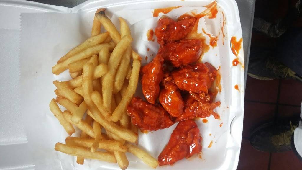 JJ Fish and Chicken | meal takeaway | 2453, 3948 W Cermak Rd, Chicago, IL 60623, USA | 7732774000 OR +1 773-277-4000