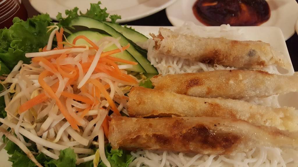 Vina Pho & Grill | restaurant | 1630 30th St, Boulder, CO 80303, USA | 3034441809 OR +1 303-444-1809
