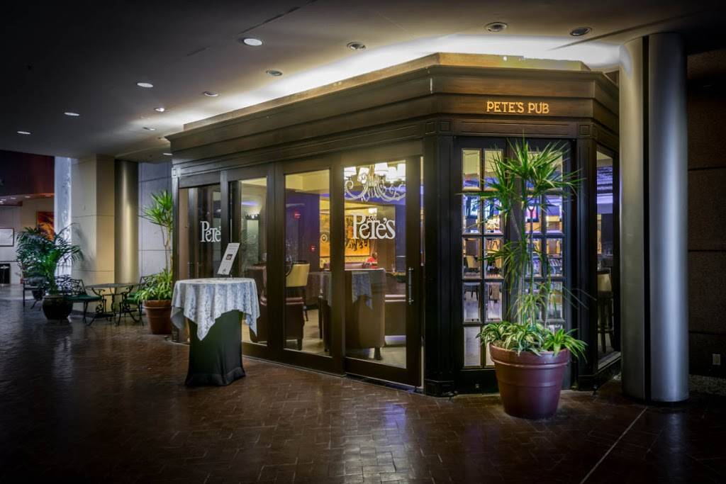Petes | night club | 444 St Charles Ave, New Orleans, LA 70130, USA | 5045255566 OR +1 504-525-5566