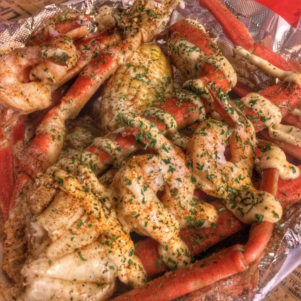 Seafood by Crushed Velvet | restaurant | 1317 Washington Ave, St. Louis, MO 63103, USA | 3147370707 OR +1 314-737-0707