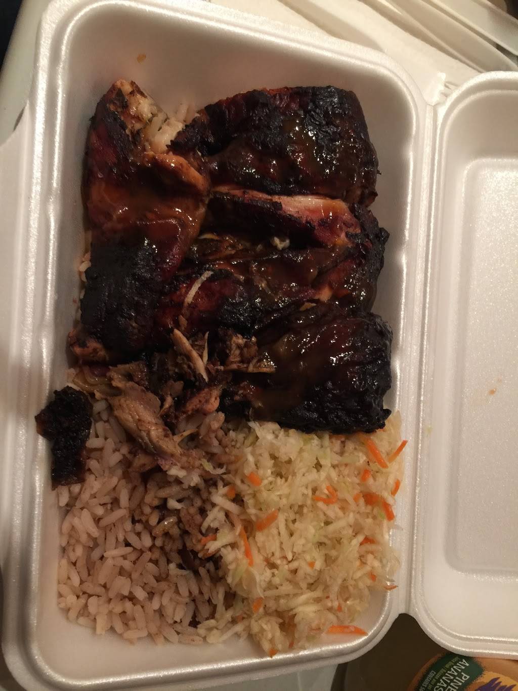 Caribbean Jerk Pit | restaurant | 10737 Yonge St, Richmond Hill, ON L4C 9M9, Canada | 9058835798 OR +1 905-883-5798
