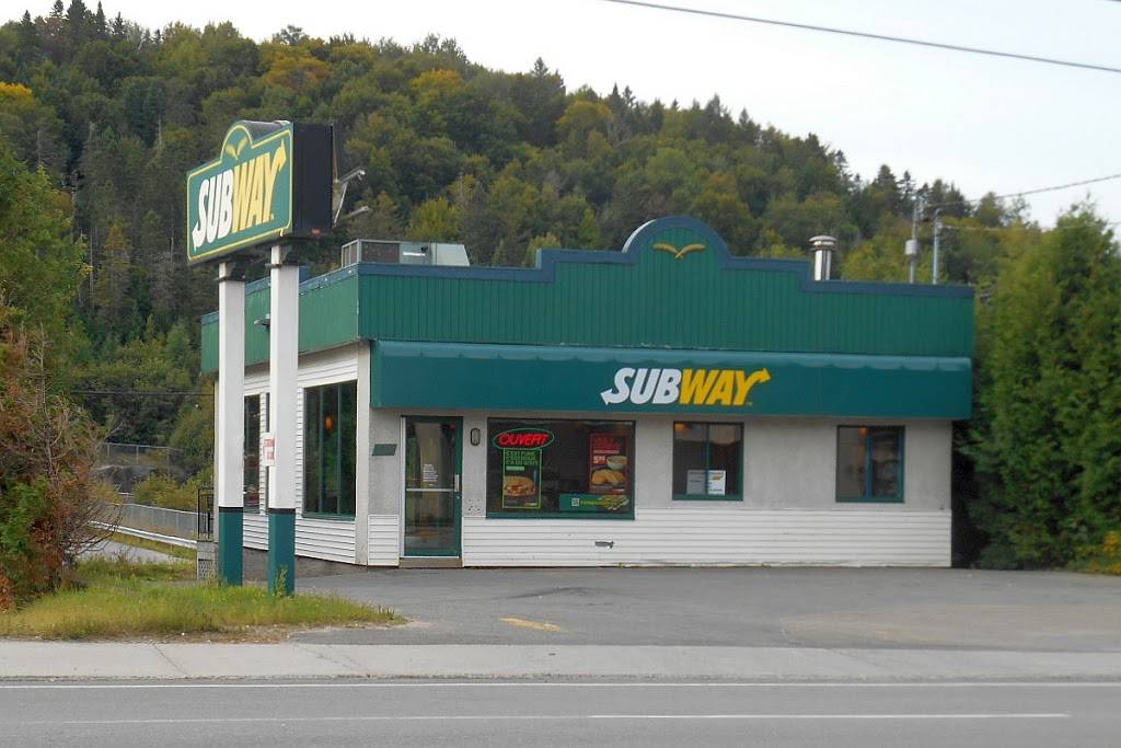 Restaurant SUBWAY 16201 | restaurant | 531 Rue Principale E, Sainte-Agathe-des-Monts, QC J8C 2Y3, Canada | 8193266543 OR +1 819-326-6543