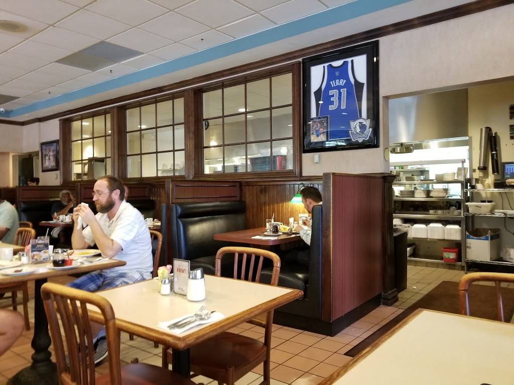 The Original Pancake House | restaurant | 2900 Lemmon Ave E #200, Dallas, TX 75204, USA | 2145287215 OR +1 214-528-7215