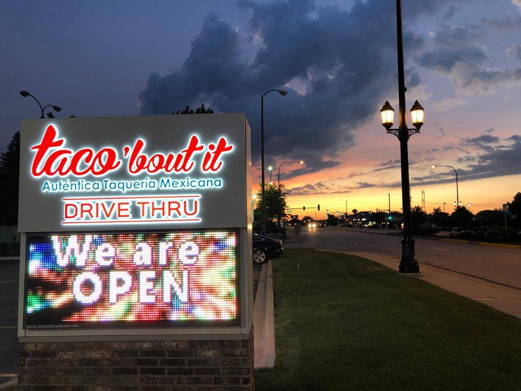 Taco bout it | restaurant | 1465 W Lake St, Addison, IL 60101, USA | 6307853388 OR +1 630-785-3388