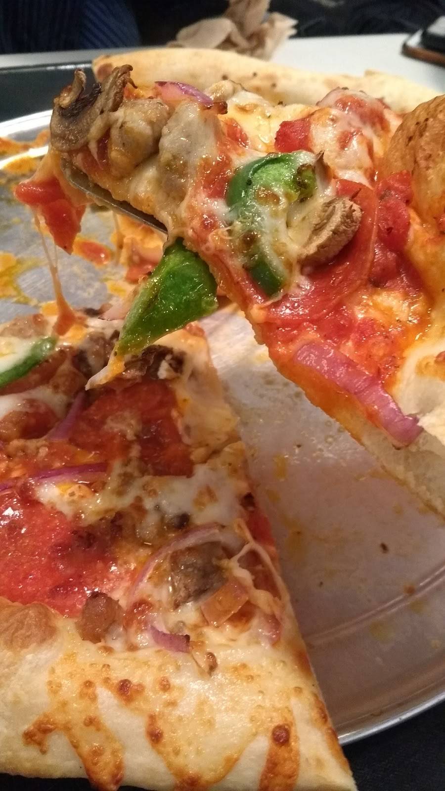 The Loop Pizza Grill | restaurant | 2014 San Marco Blvd, Jacksonville, FL 32207, USA | 9043995667 OR +1 904-399-5667