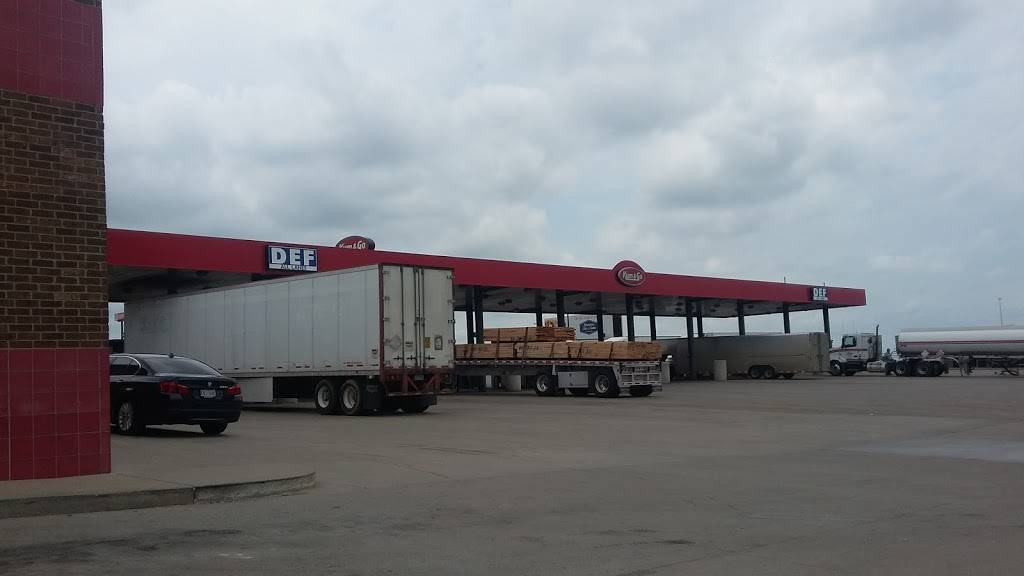 Kum & Go | meal takeaway | 3445 E Kearney St, Springfield, MO 65803, USA | 4178651069 OR +1 417-865-1069