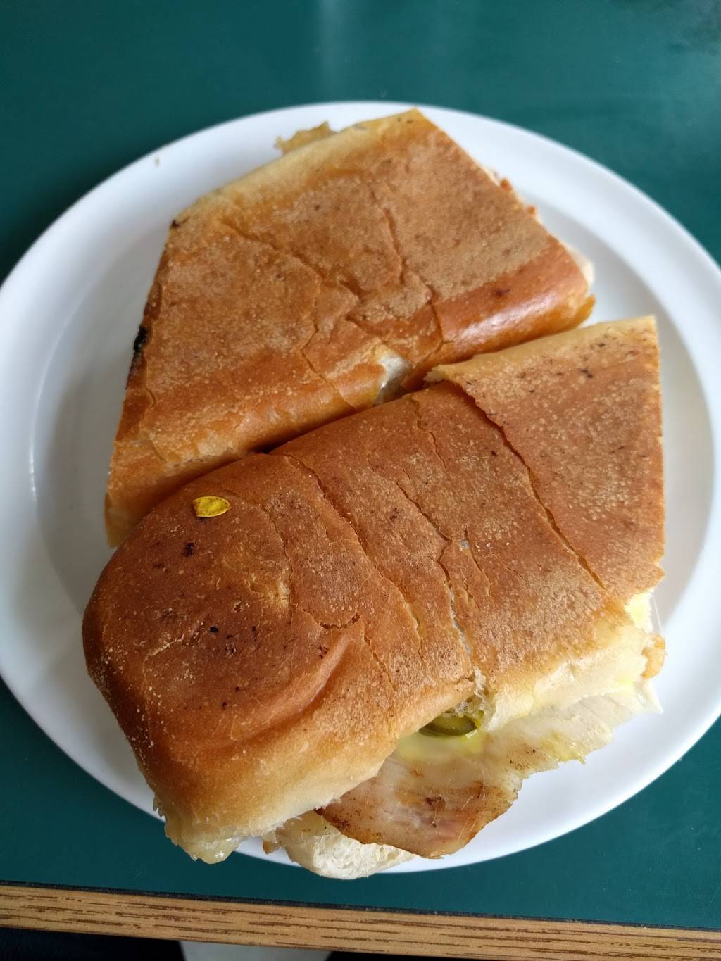 La Pola | restaurant | 5400 Palisade Ave, West New York, NJ 07093, USA | 2018676028 OR +1 201-867-6028