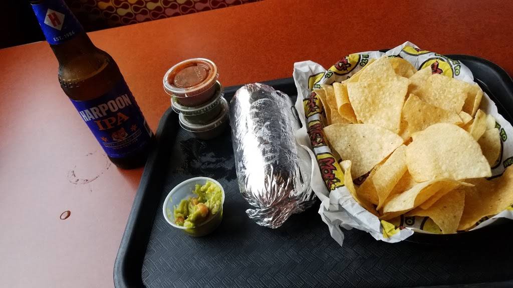 Moes Southwest Grill | restaurant | 90 Drum Hill Rd, Chelmsford, MA 01824, USA | 9784596637 OR +1 978-459-6637
