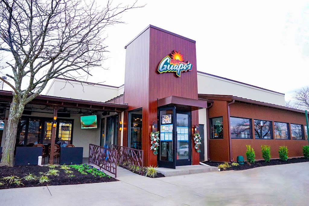Guapos | restaurant | 3052 Gate House Plaza, Falls Church, VA 22042, USA | 7036414611 OR +1 703-641-4611