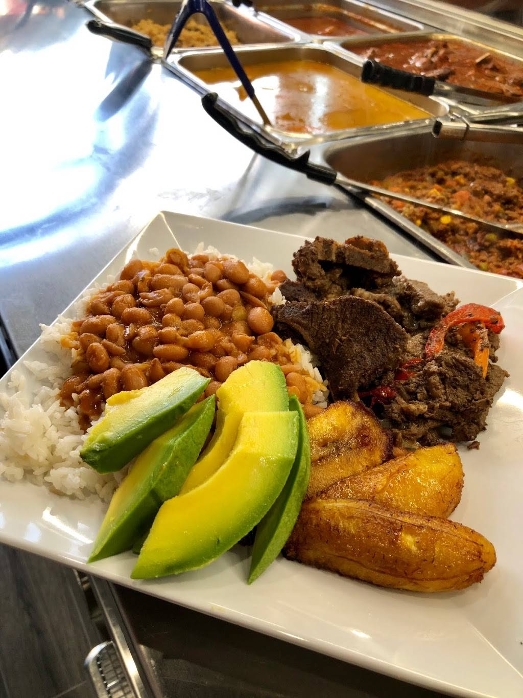 Charo Bros Restaurant | restaurant | 40-42 Junction Blvd, Corona, NY 11368, USA | 3478320335 OR +1 347-832-0335