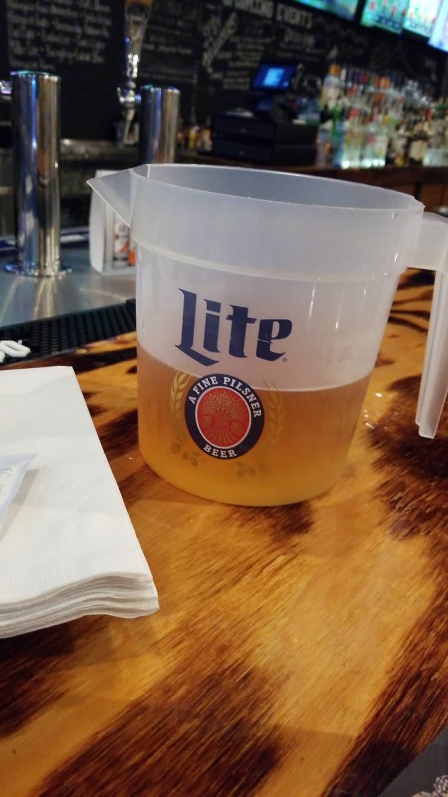 Rush Hour Grille | restaurant | 10735 Ravenna Rd, Twinsburg, OH 44087, USA | 3304054990 OR +1 330-405-4990