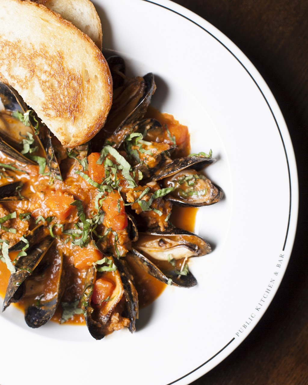 The Public Kitchen & Bar | restaurant | 1 W Liberty St, Savannah, GA 31401, USA | 9122004045 OR +1 912-200-4045