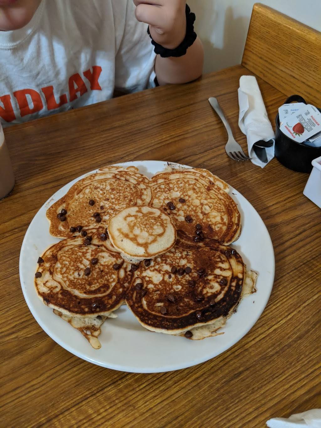 Mr. Cheezys | restaurant | 220 N Main St, Dunkirk, OH 45836, USA | 4197592332 OR +1 419-759-2332