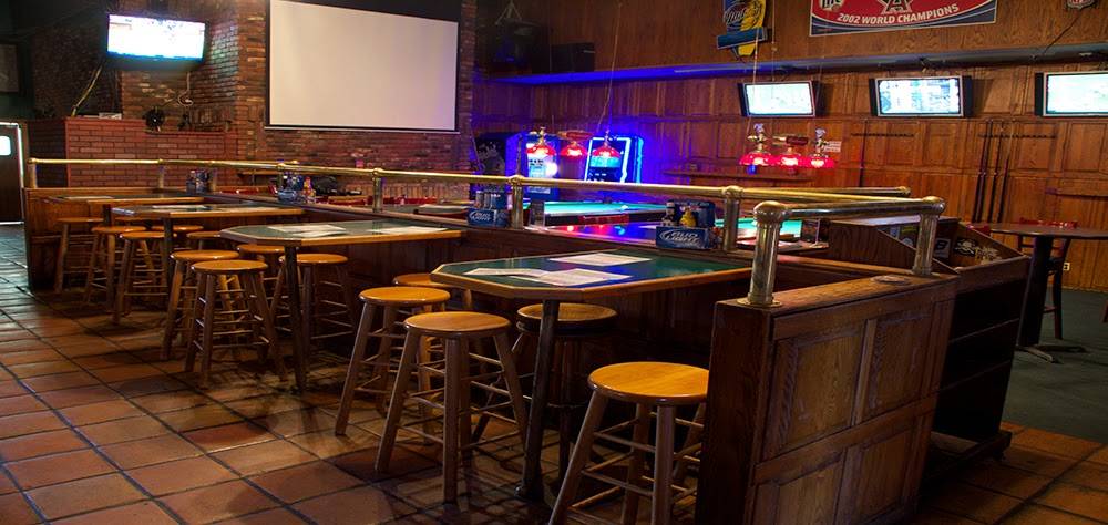 Fitzgeralds Irish Pub | restaurant | 19171 Magnolia St #12, Huntington Beach, CA 92646, USA | 7149684523 OR +1 714-968-4523