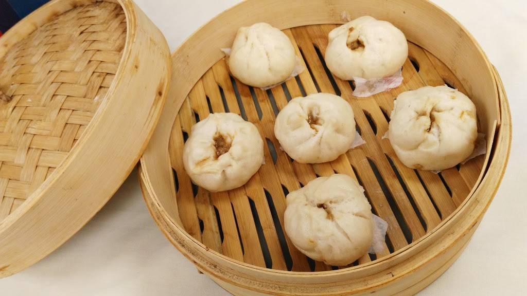 Yans China Bistro | restaurant | 146 Humphrey St, Swampscott, MA 01907, USA | 7815933308 OR +1 781-593-3308